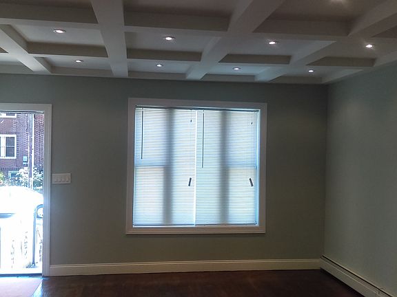 4th image of 114 Inwood St