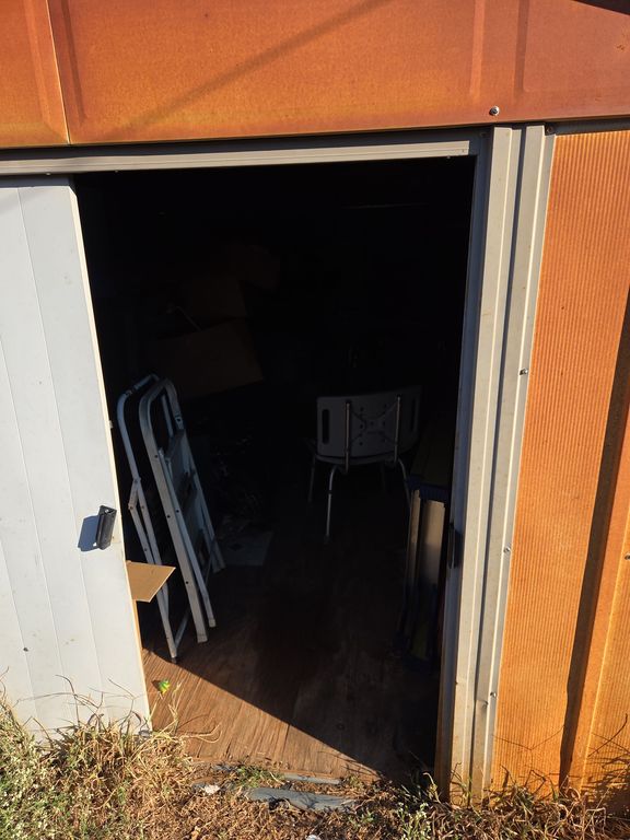 10 Hillcrest Dr - Property Image