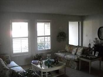 4th image of 602 101st Ave N