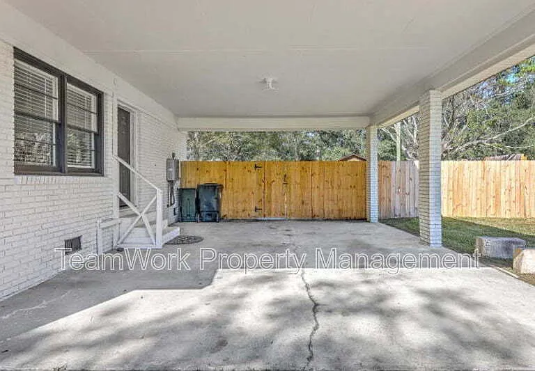 702 N Palmetto St — Photo 28