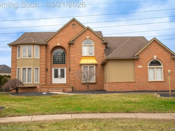 54275 Talon Ct, Shelby Township, MI 48315
