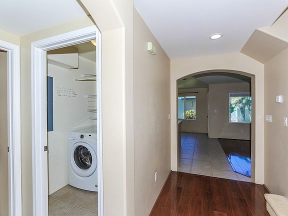 3rd image of 91-1017 Kaiikuwa St