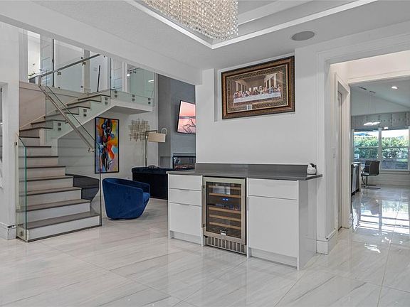 3rd image of 2561 Montego Bay Blvd