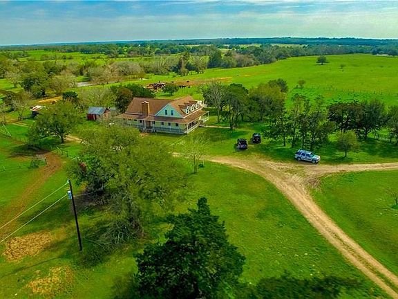 3rd image of 367 County Road 265