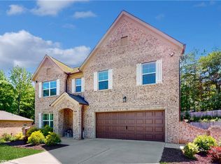 10108 Greenwood Ct, Charlotte, NC 28215