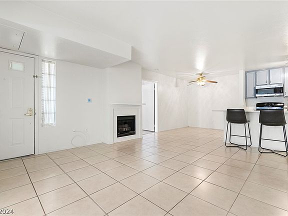 5th image of 4827 S Torrey Pines Dr Unit 103