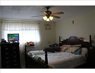 5th image of 11343 Prentiss Ave