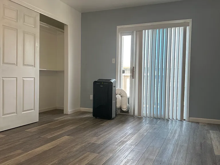 488 Coronado Ct #D — Photo 11