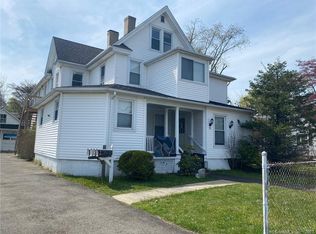 75 Waterbury Ave #1, Stamford, CT 06902