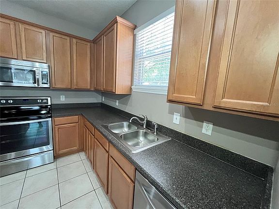 2nd image of 919 MAGNOLIA BLOSSOM COURT