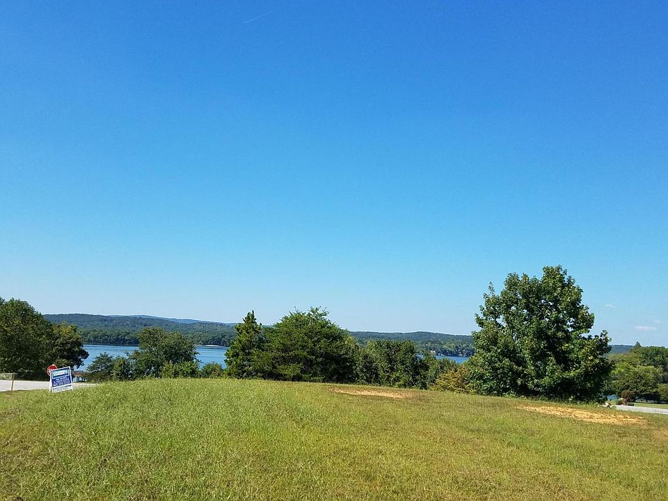 1st image of Garlington Dr
