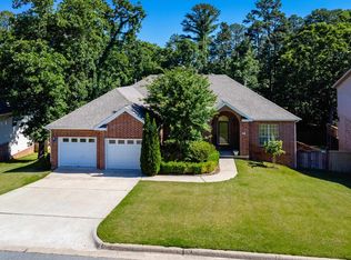 108 Duquesne Ct, Little Rock, AR 72223