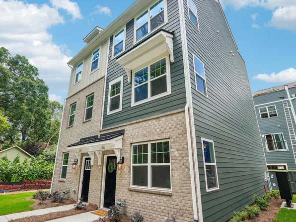 806 Hammers Ln, Charlotte, NC 28205
