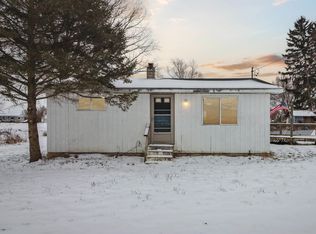 3903 W Jefferson Rd, Alma, MI 48801