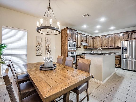 5th image of 3608 Blanco Creek Trl