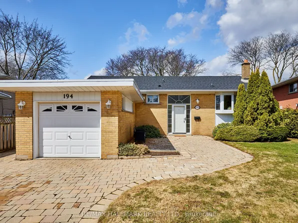 194 Sloane Ave, Toronto, ON M4A 2C6