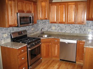 464 Spring Ave #68, Naperville, IL 60540