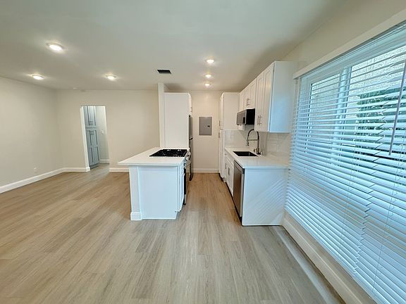 4th image of 4110 Inglewood Blvd APT 4