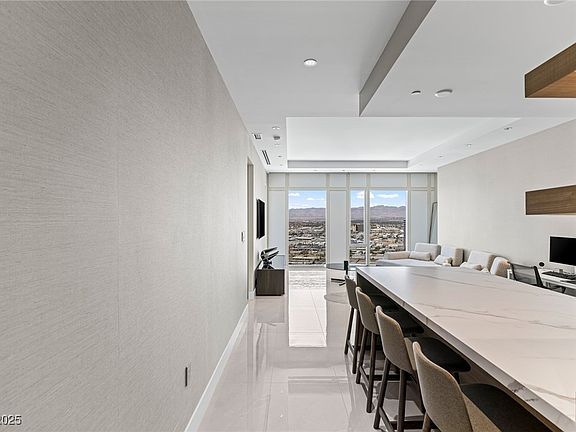 5th image of 3750 Las Vegas Blvd S