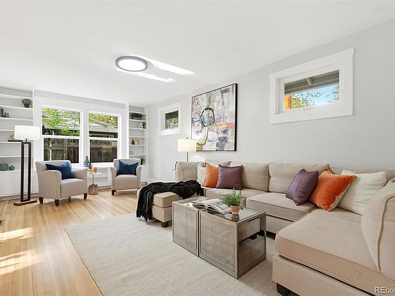 3rd image of 206 E Emma Street