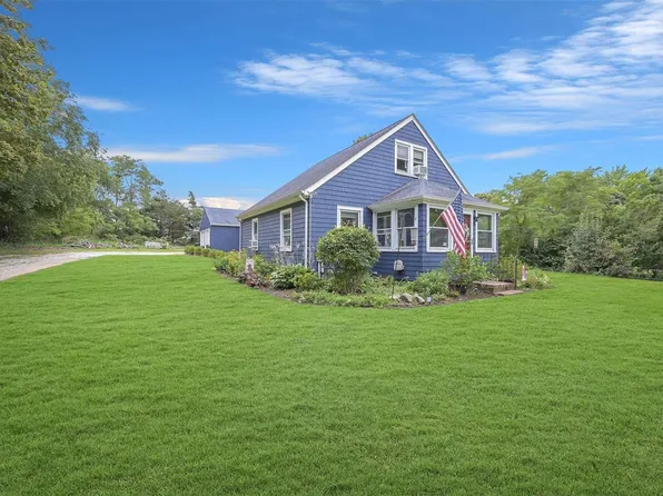 2570 Main Road, Laurel, NY 11948