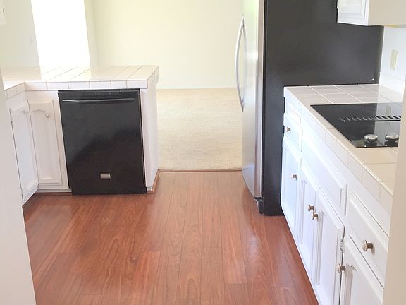 5th image of 924 Skagen Dr