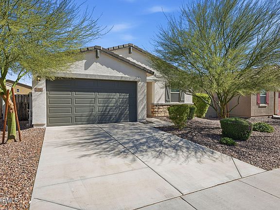 3rd image of 4548 W SWEETBUSH Way