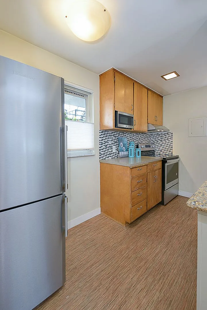 Shuksan Apartments — Photo 4
