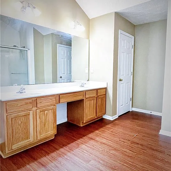788 Roxholly Ln — Photo 22