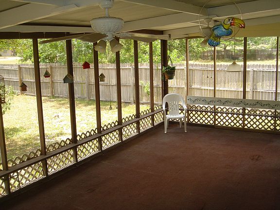 Screened Back Porch