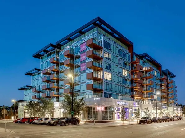 110 W 18a St NW #423, Calgary, AB T2N 2G9