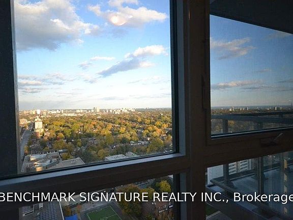 4th image of 125 Redpath Ave #2713