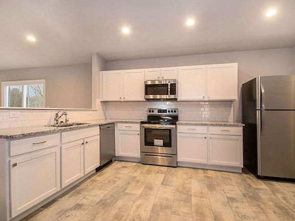 4th image of 29767 Georgia Place Ct