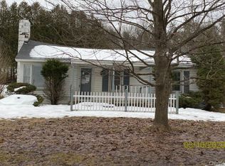 452 Rider Rd, Clayville, NY 13322