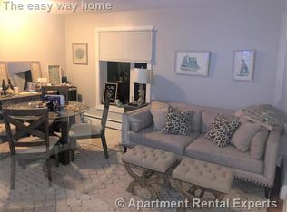 525 Putnam Ave #9, Cambridge, MA 02139