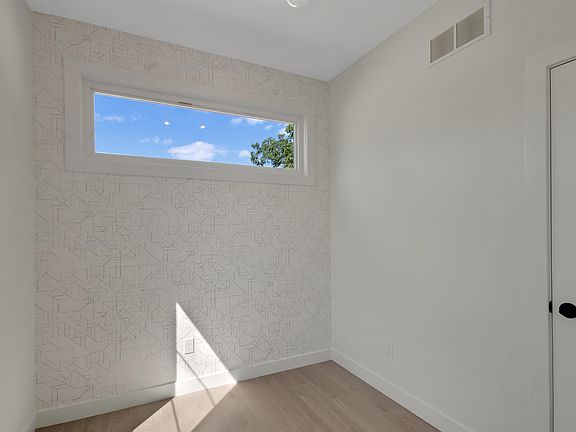 5th image of 54826 Northbridge West Ct