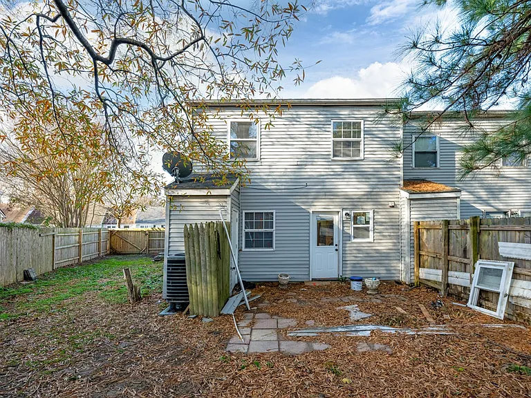 163 Spruance Rd — Photo 23