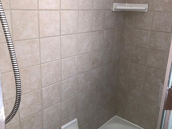 5th image of 1138 S Holt Ave