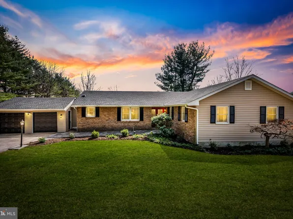 3 Pheasant Wood Ct, Parkton, MD 21120