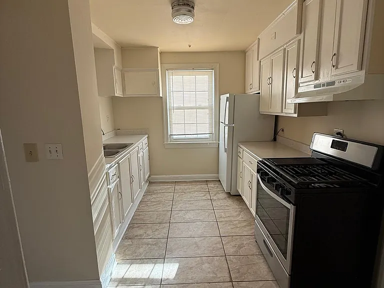 13769 Travilah Rd #2 — Photo 6
