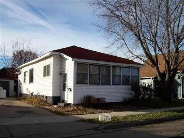 305 McLean Ave, Tomah, WI 54660