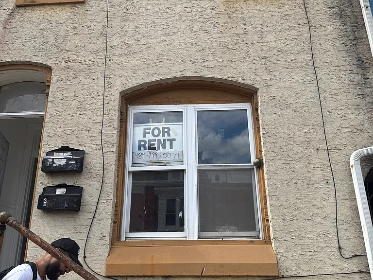 103 Walnut St #1 — Photo 6