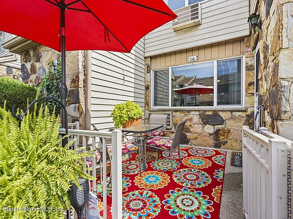 4th image of 16 Lynn Ct #82