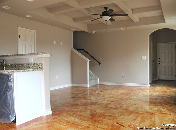 4th image of 7103 Faith Way #101
