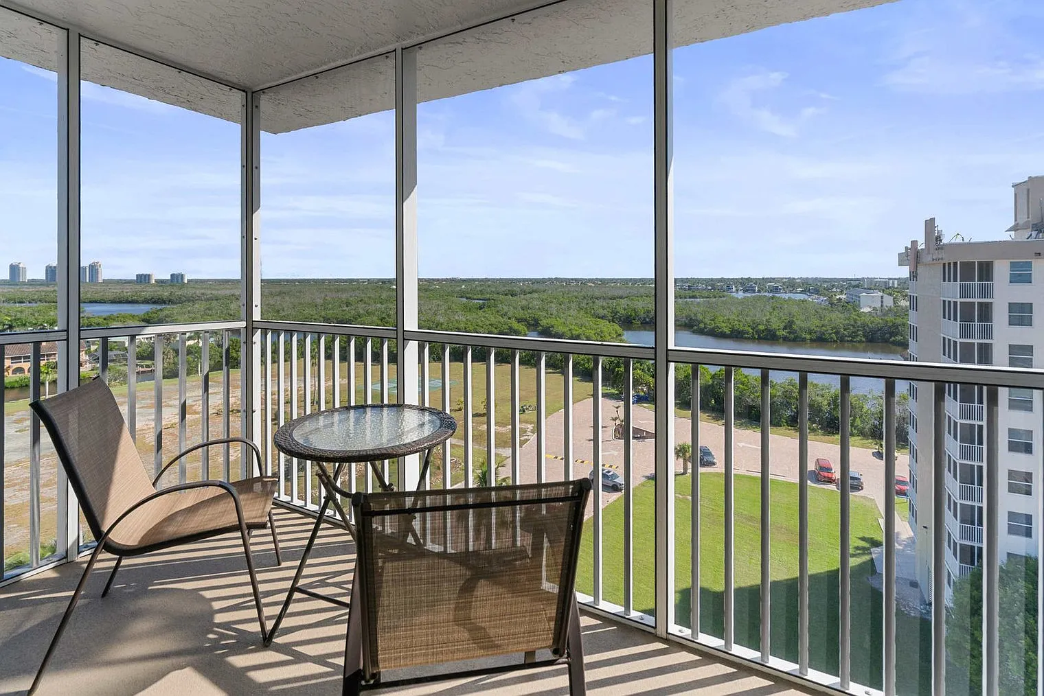 1 bed, 1.0 bath, 505 sqft, $2,833 — Photo 3