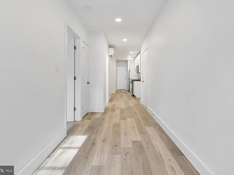 1353 Nicholson St NW #4 — Photo 12