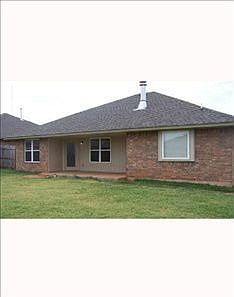 2nd image of 2621 SE 96th St