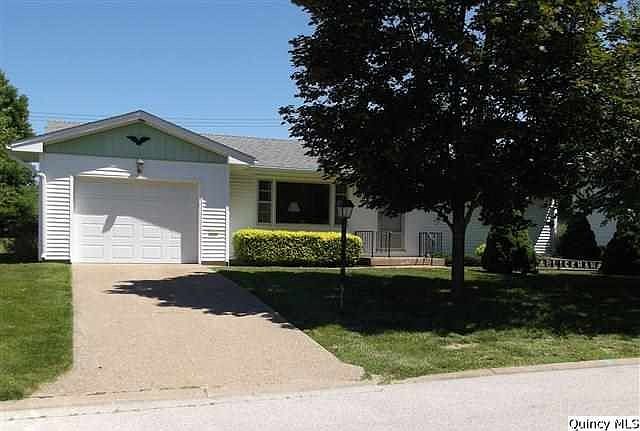 Home for Sale in Quincy, IL $98,500