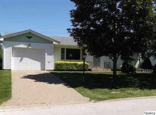 3817 Dulaney Pl, Quincy, IL 62305