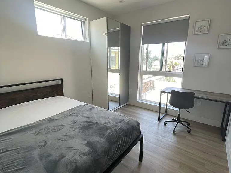 3105 S Normandie Ave #B2 — Photo 18